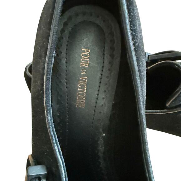 Pour la Victoire Black Velvet Velour Belted Oxford Loafers Flats Size 6 NWT - Picture 3 of 10